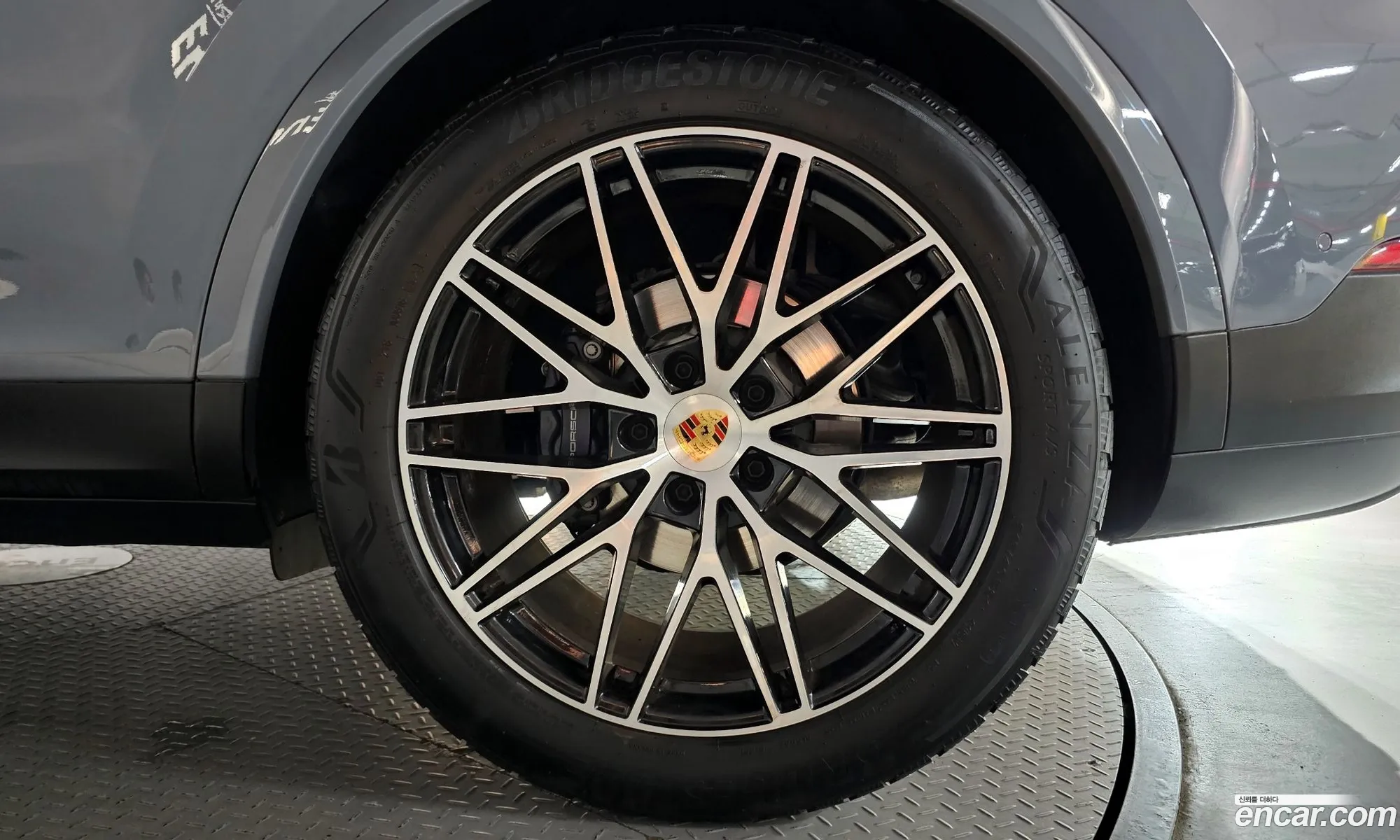 Porsche Cayenne 2024 WP1BA29Y6RDA60136 — 6