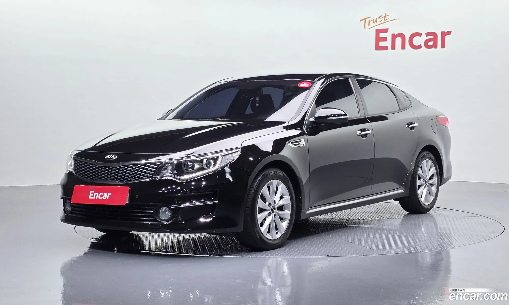 Kia K5 2017 — 2