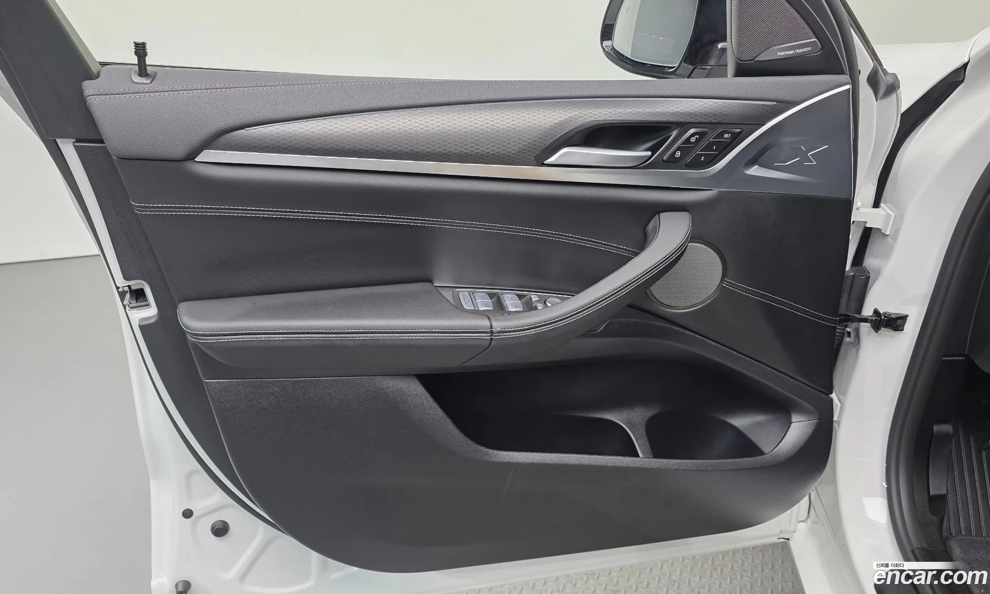 BMW X4 2025 — 18