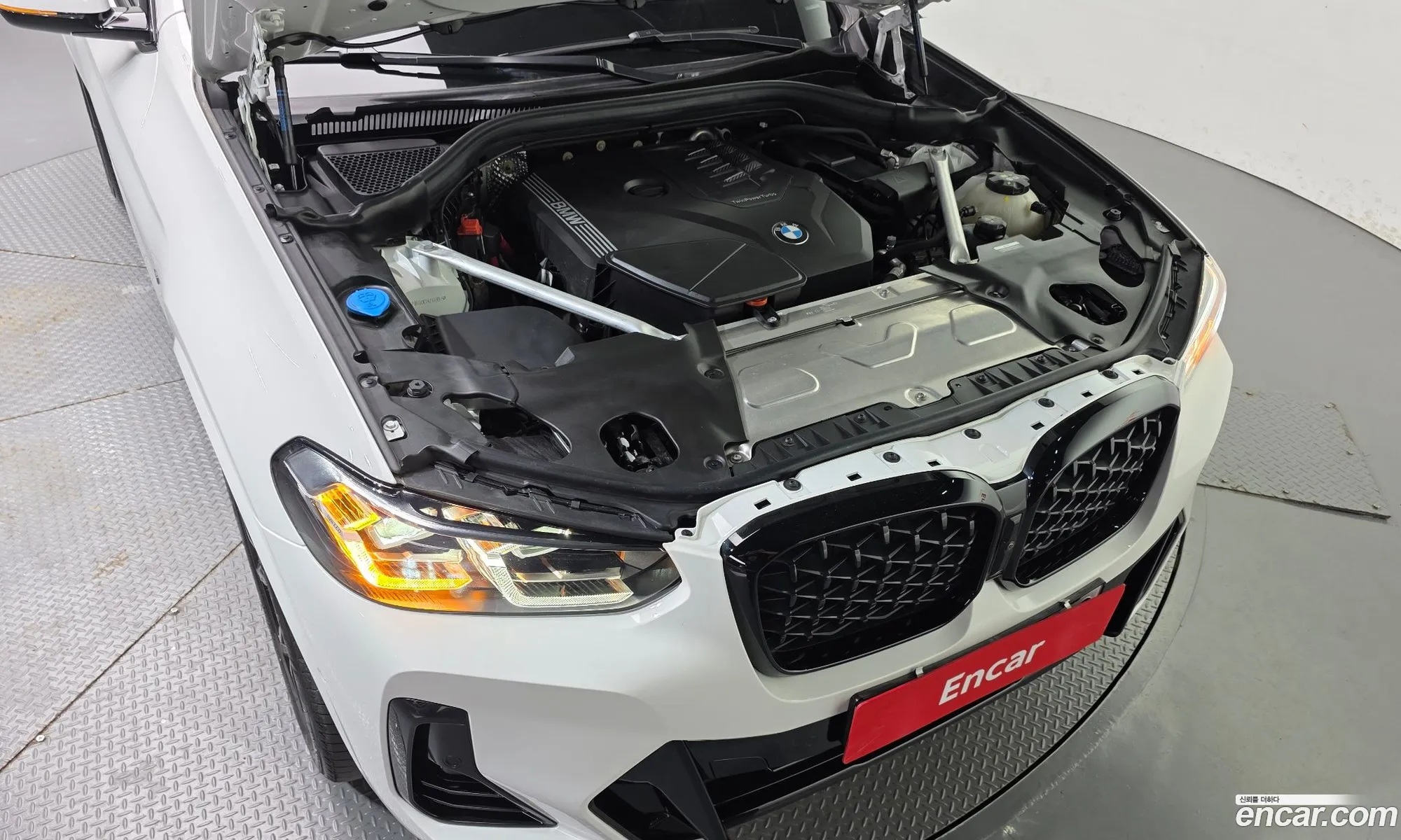 BMW X4 2025 — 24