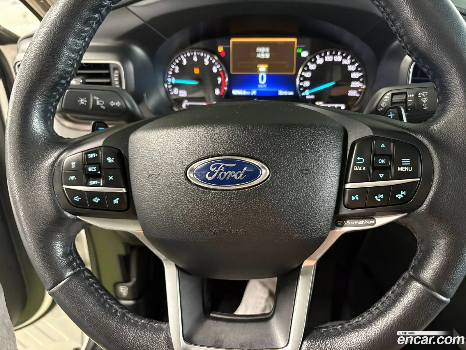 Ford Explorer 6th Gen 2020 — 9