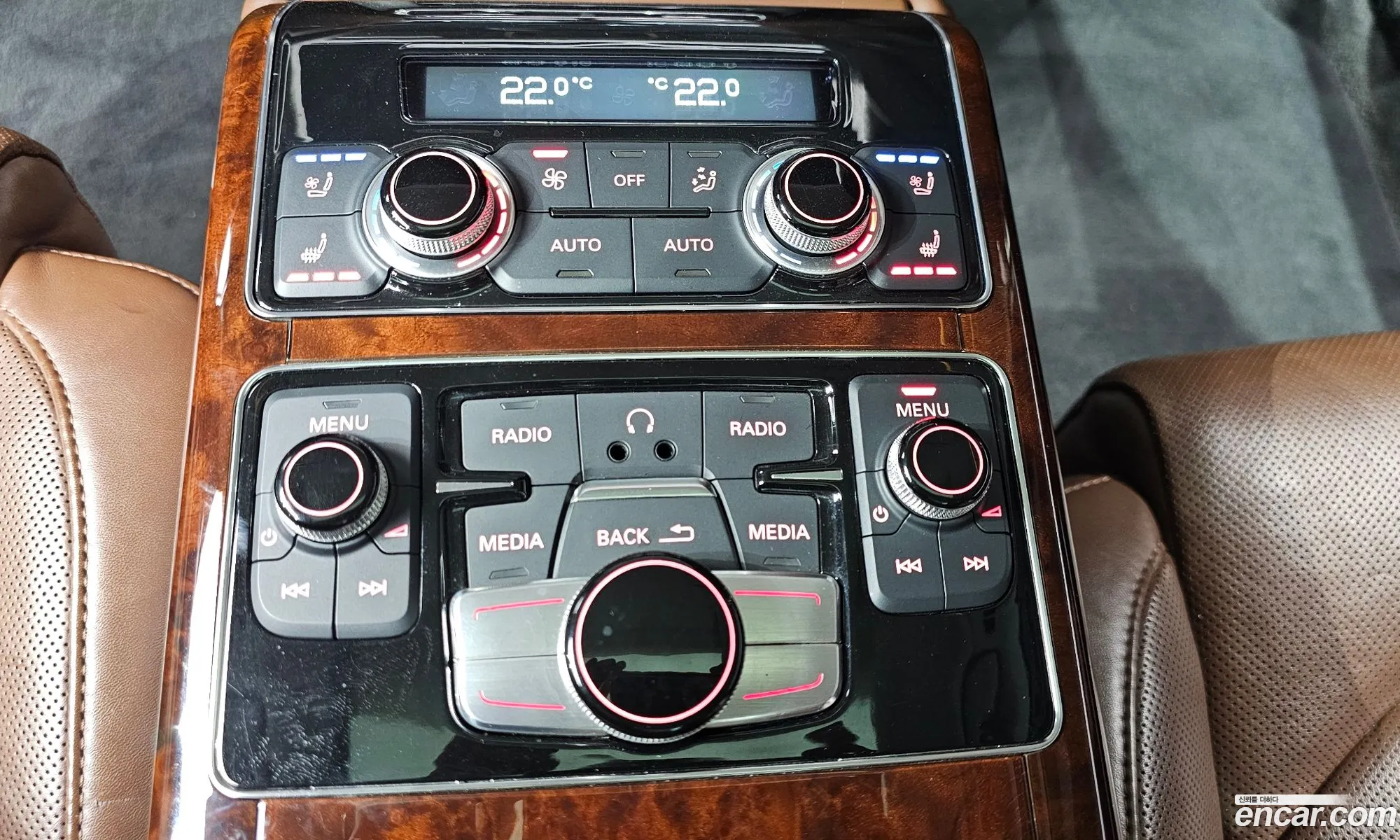 Audi A8 2012 WAUZZZ4H7DN005526 — 20