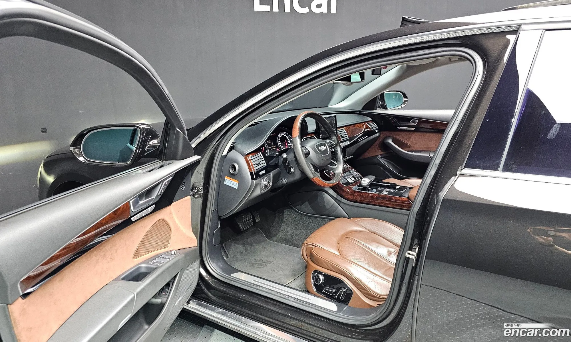 Audi A8 2012 WAUZZZ4H7DN005526 — 17