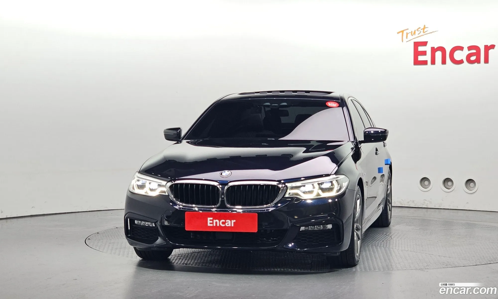 BMW 5 Series 2018 WBAJD3107JB255787 — 11