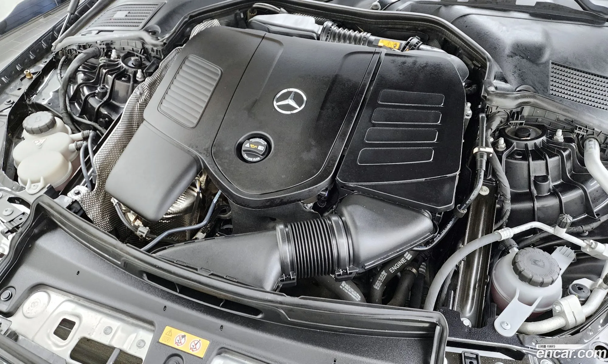 Mercedes-Benz C-Class W206 2023 — 11