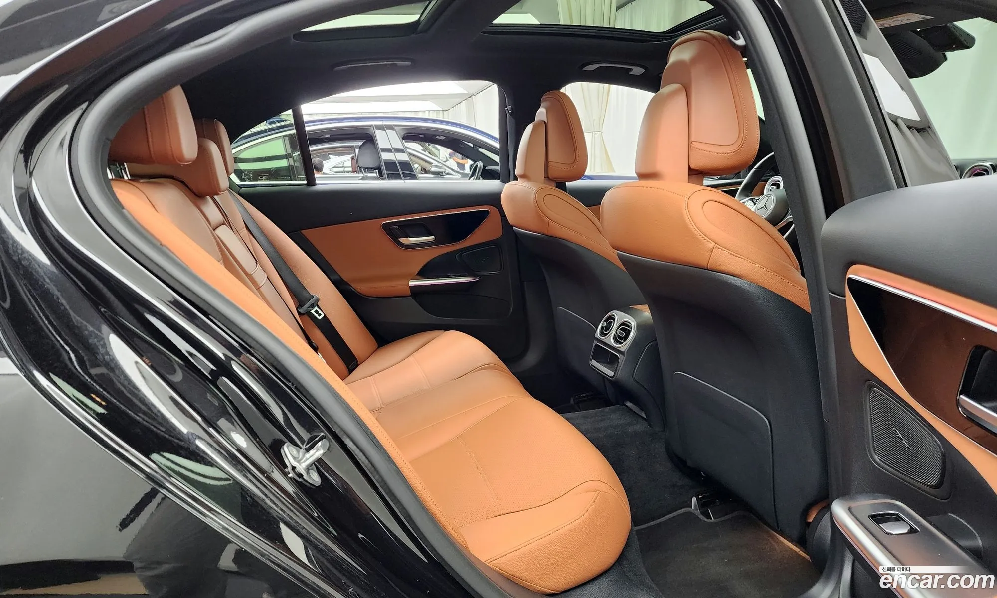 Mercedes-Benz C-Class W206 2023 — 32