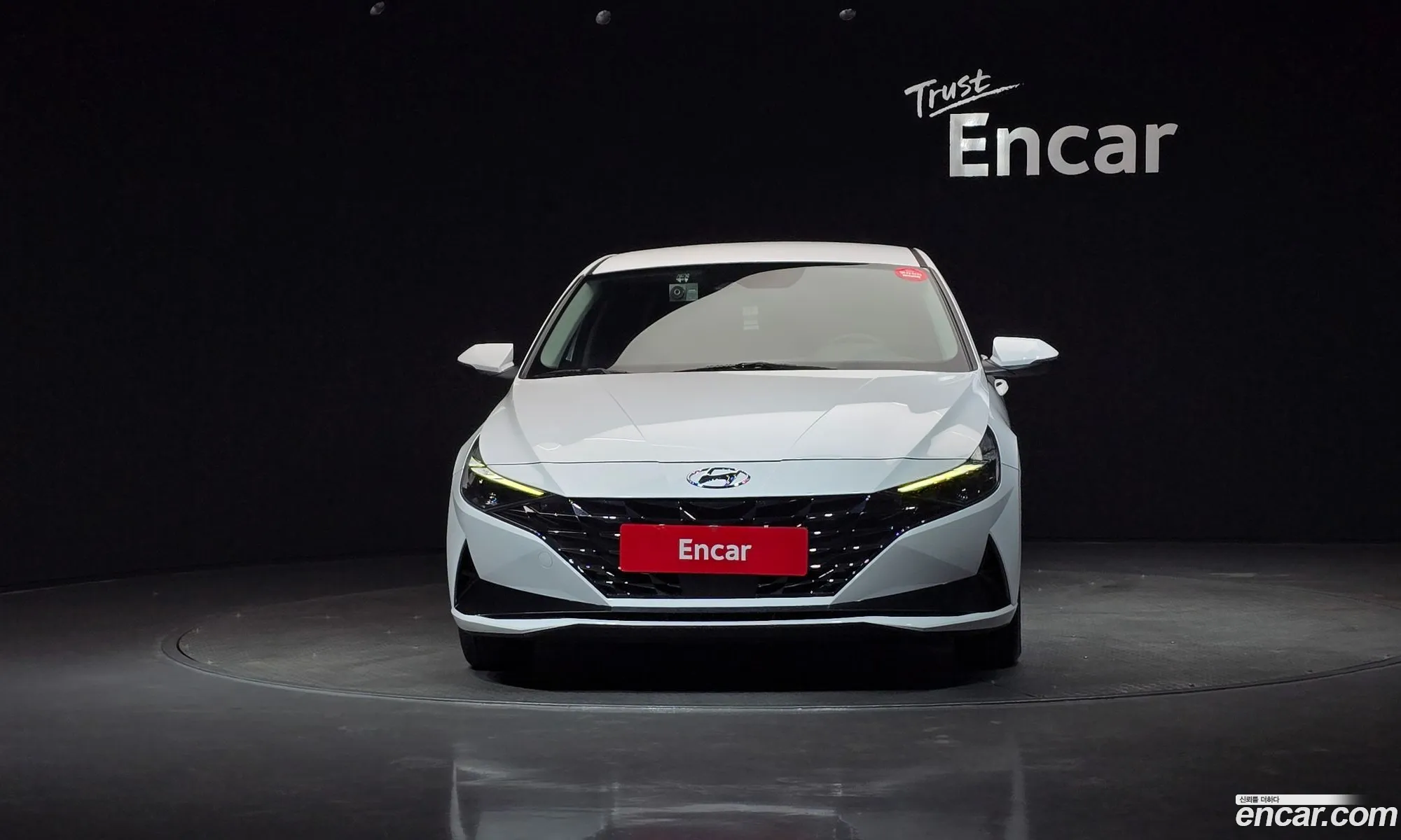 Hyundai Elantra 2021 — 2