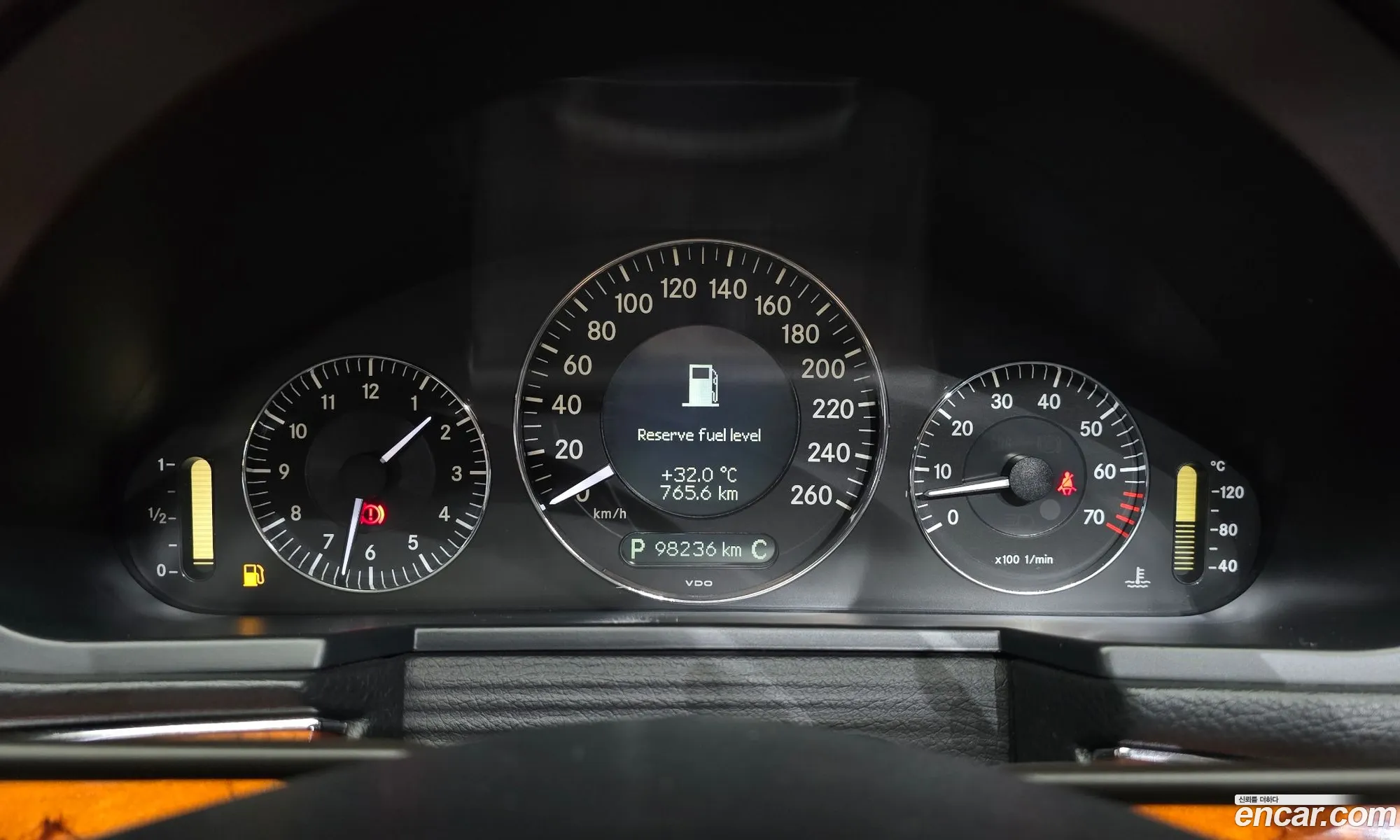 Mercedes-Benz E-Class W211 2009 WDBUF54X69B432838 — 16