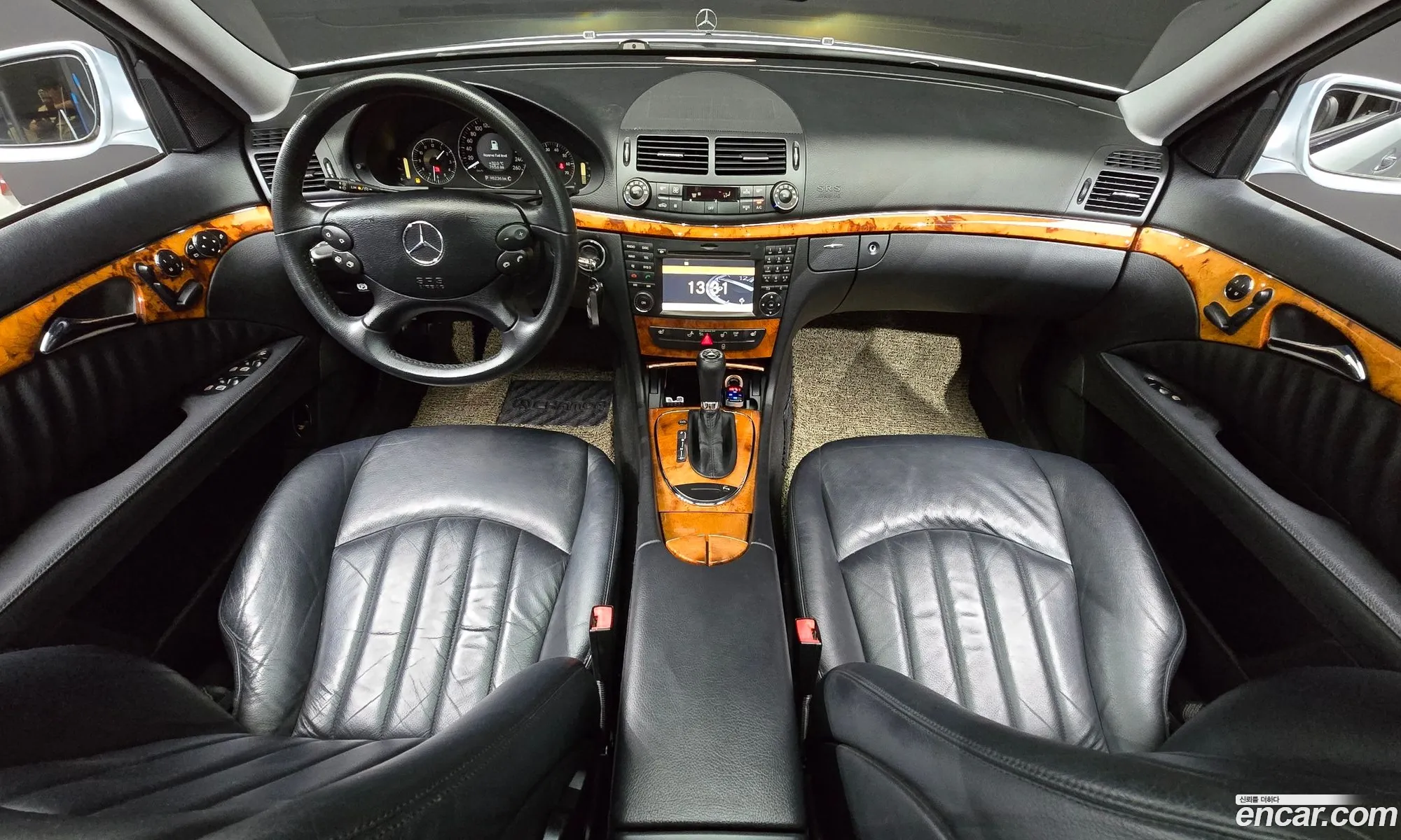Mercedes-Benz E-Class W211 2009 WDBUF54X69B432838 — 20