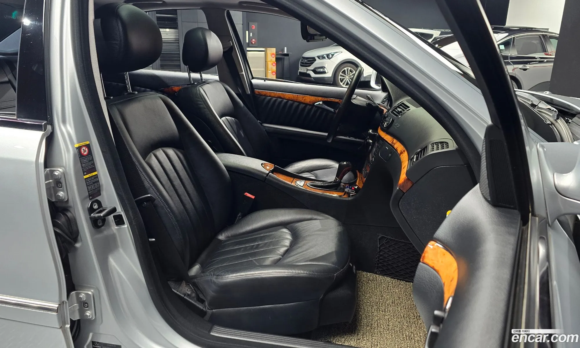 Mercedes-Benz E-Class W211 2009 WDBUF54X69B432838 — 7