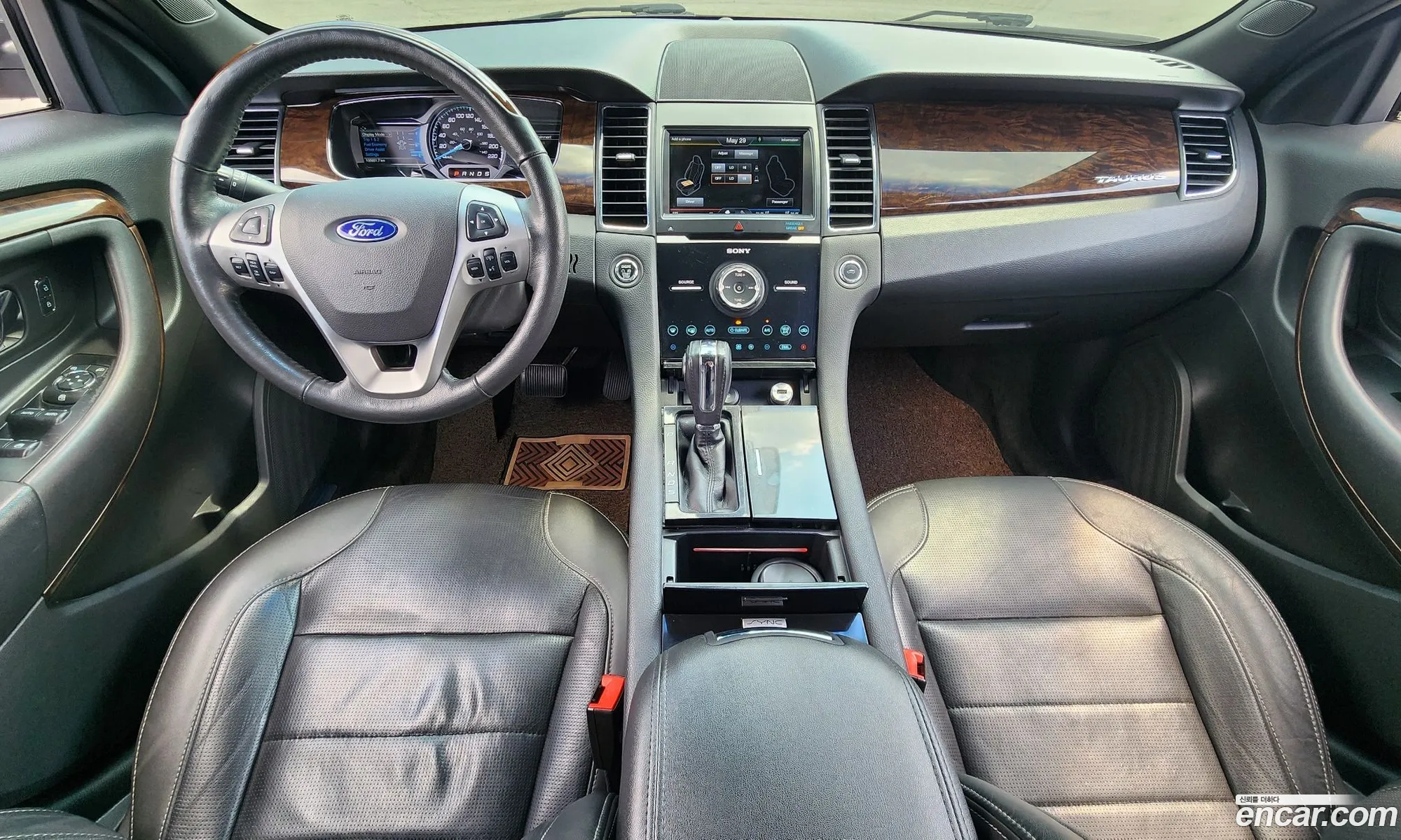 Ford Taurus