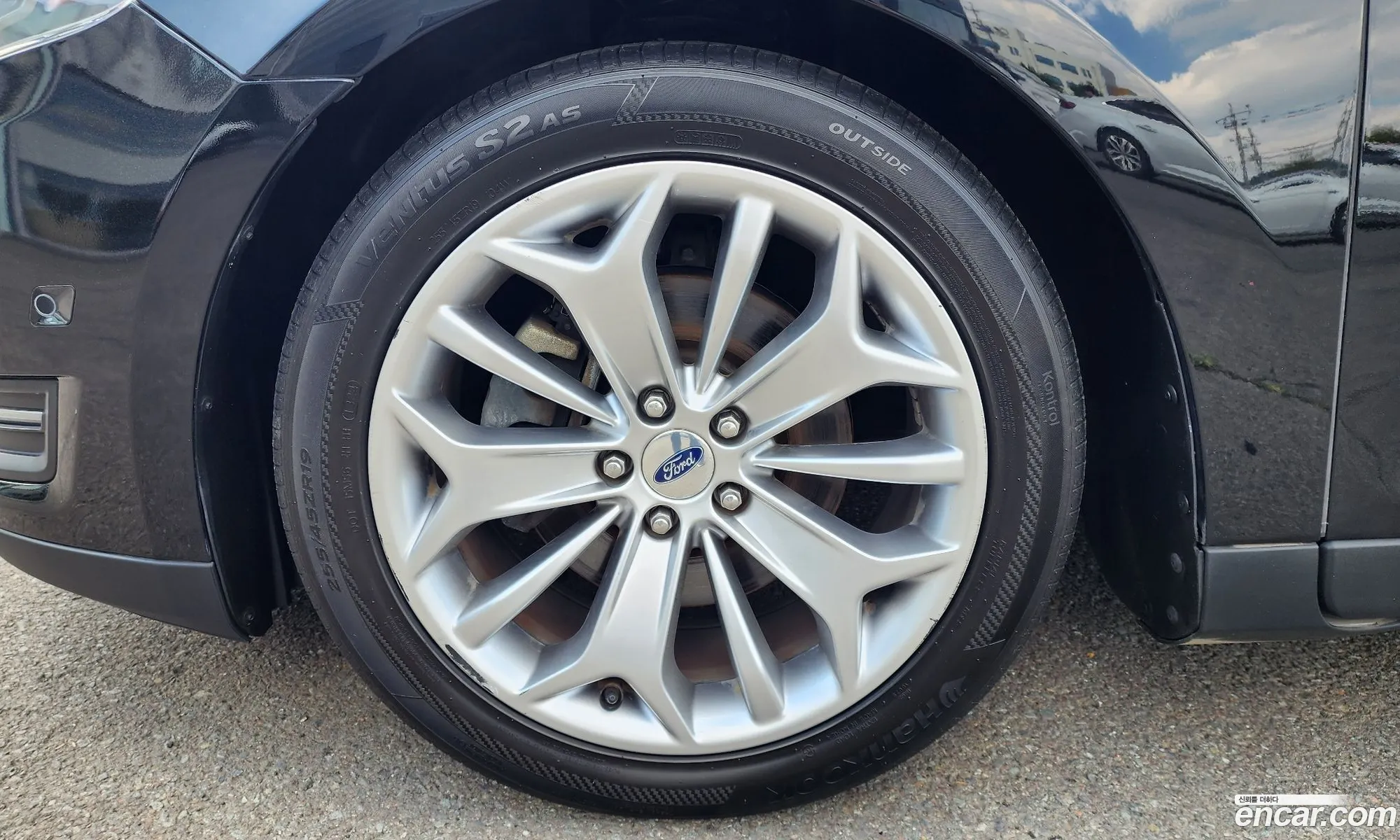 Ford Taurus 2016 1FAHP2F93GG124173 — 15