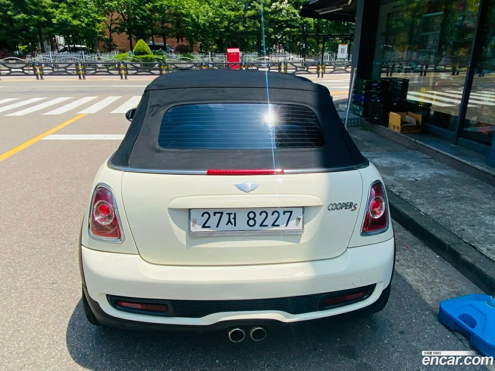 Mini Cooper S Convertible 2011 — 11