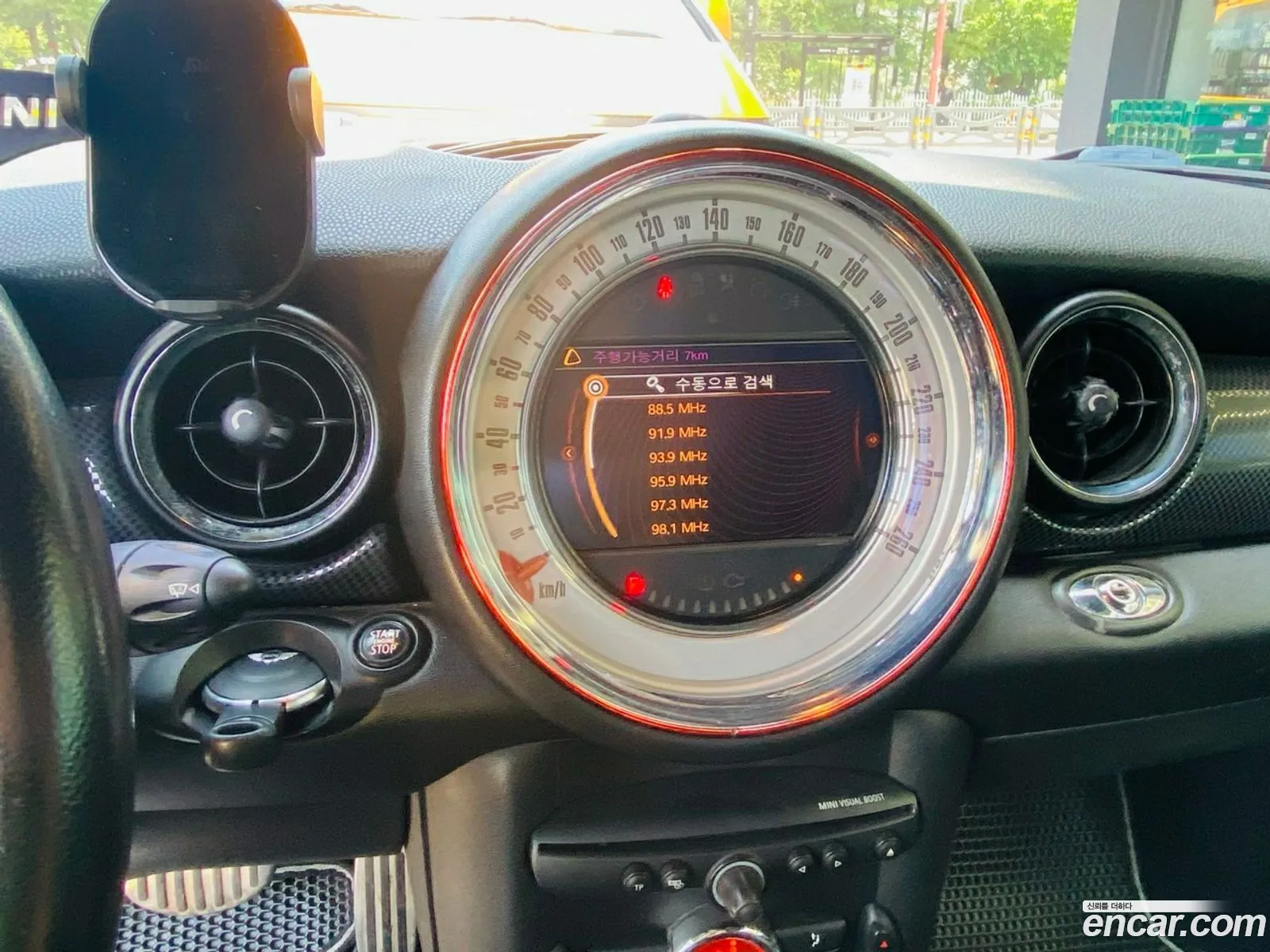 Mini Cooper S Convertible 2011 — 14
