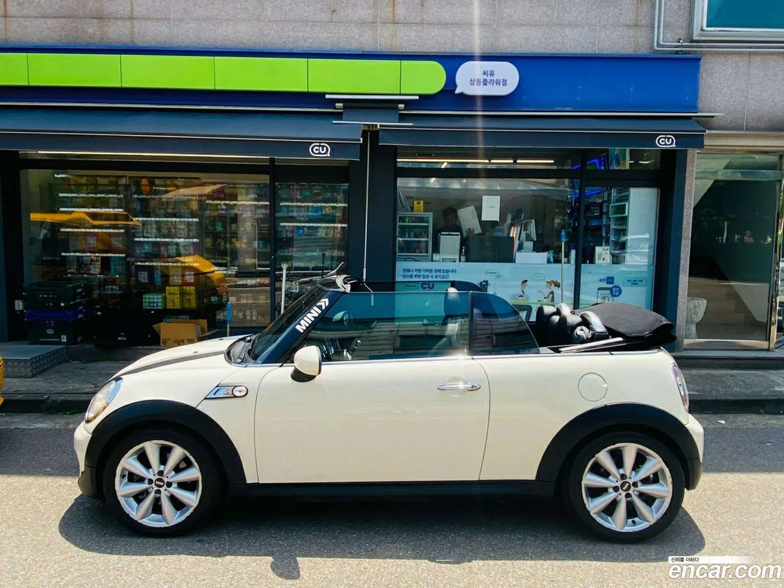 Mini Cooper S Convertible 2011 — 19