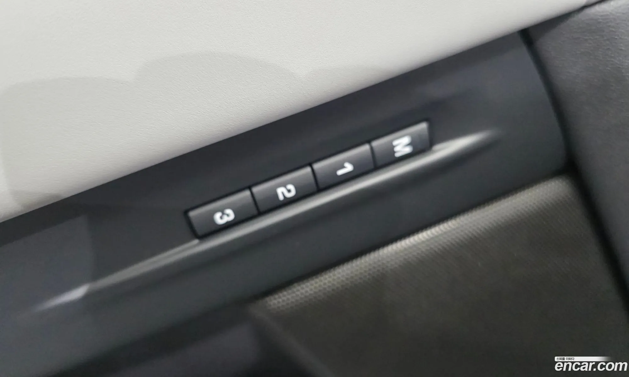 Land Rover Range Rover Evoque 2025 SALZA2BX3TH307333 — 11