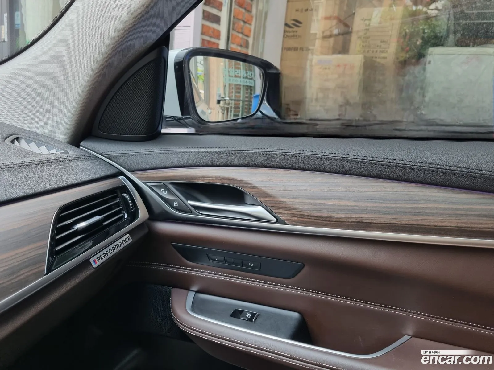 BMW 6 Series GT 2019 — 18