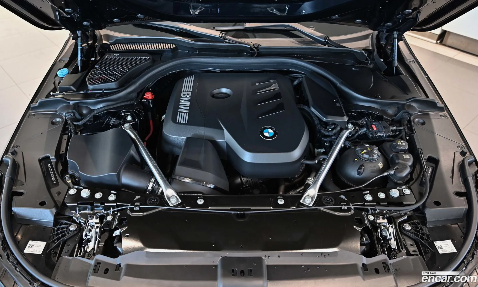 BMW 5 Series 2024 — 12