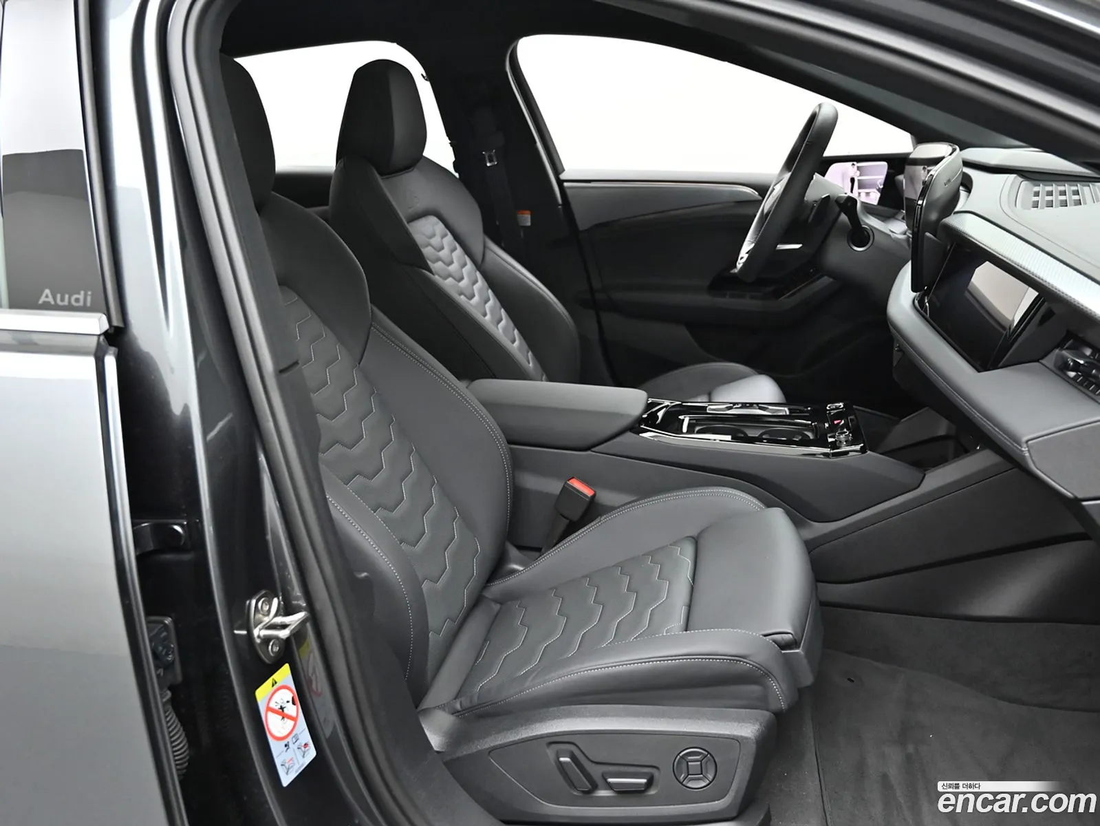 Audi A6 e-tron 2025 — 6