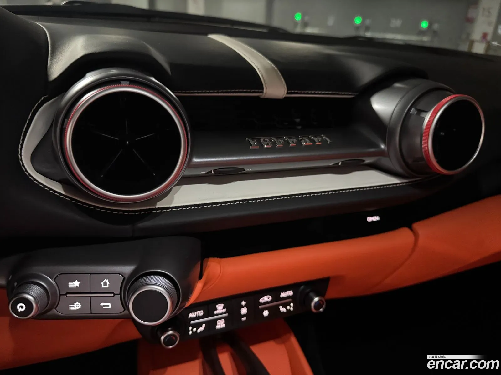 Ferrari 812 Superfast 2020 — 12