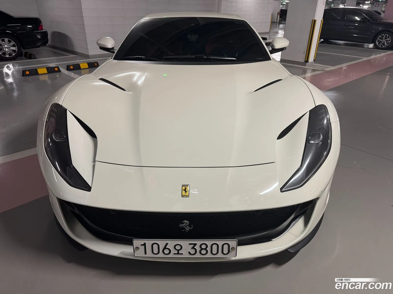 Ferrari 812 Superfast 2020 — 14