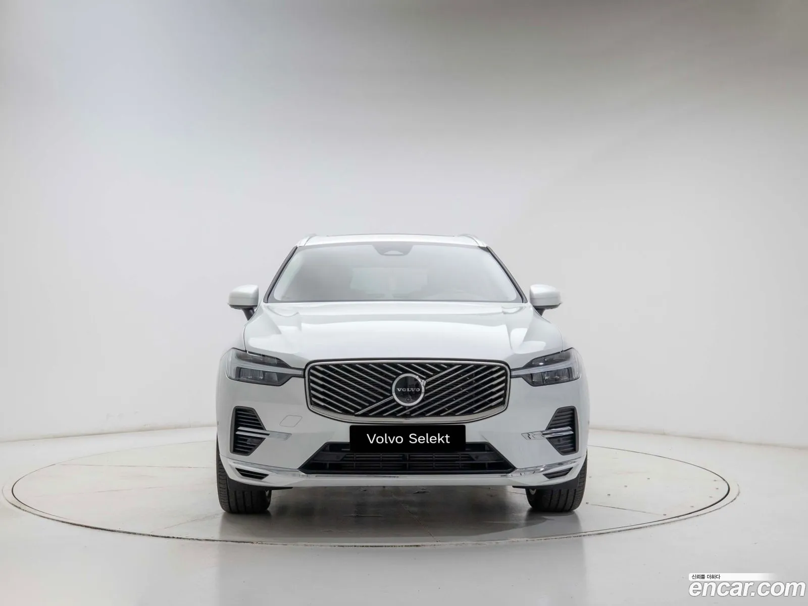 Volvo XC60 2025 — 14