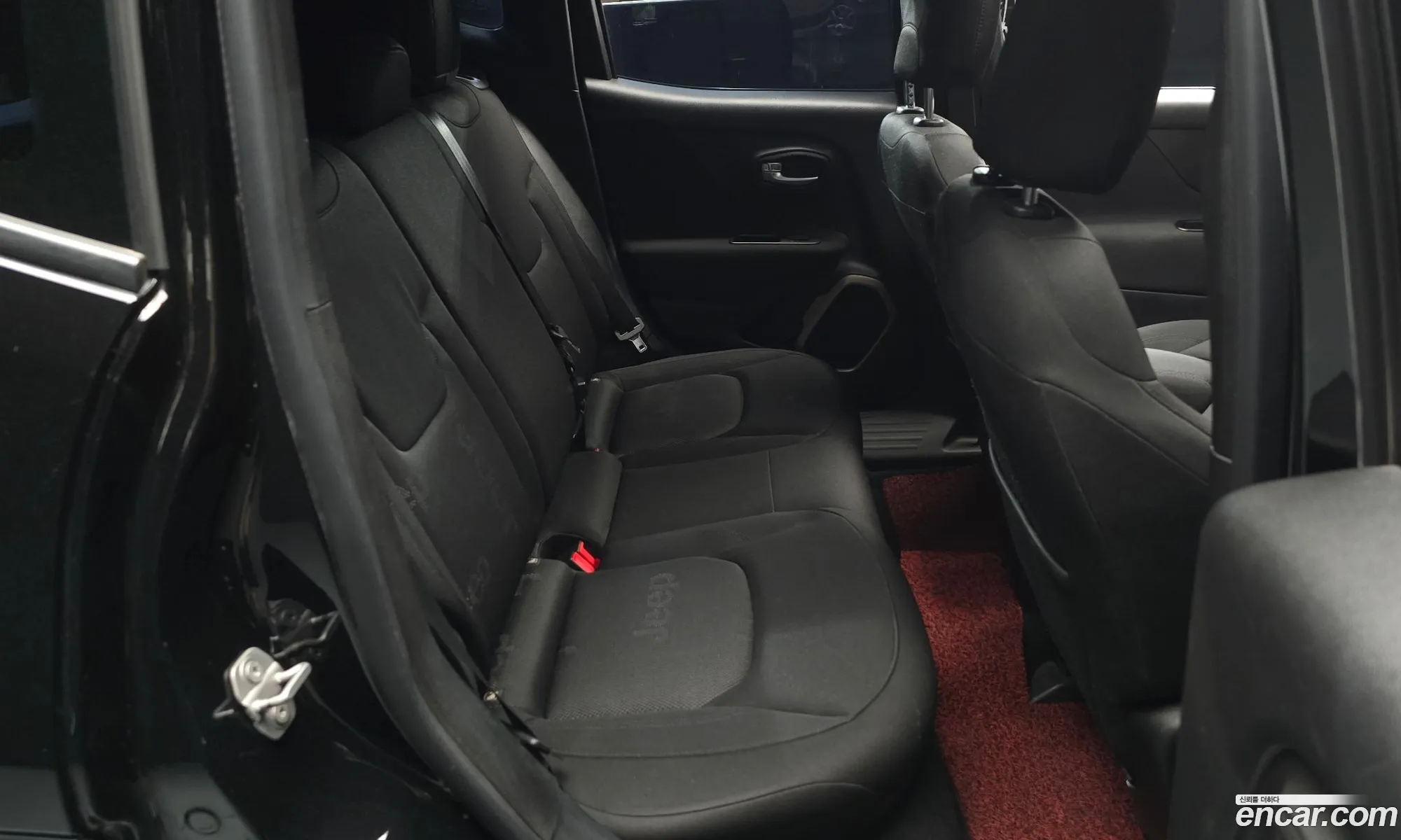 Jeep Renegade 2017 — 13