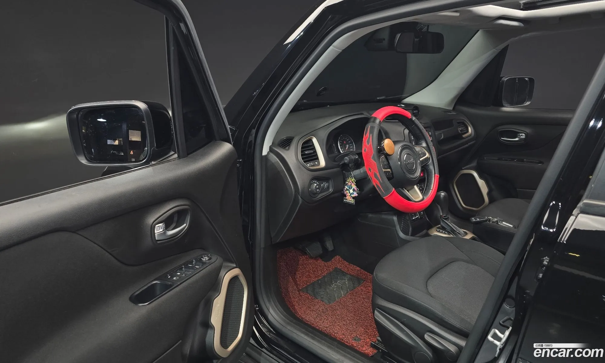 Jeep Renegade 2017 — 19
