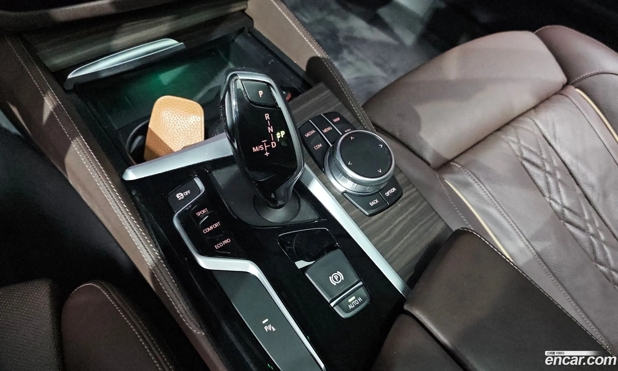 BMW 5 Series 2019 WBAJF3103KBS70699 — 22