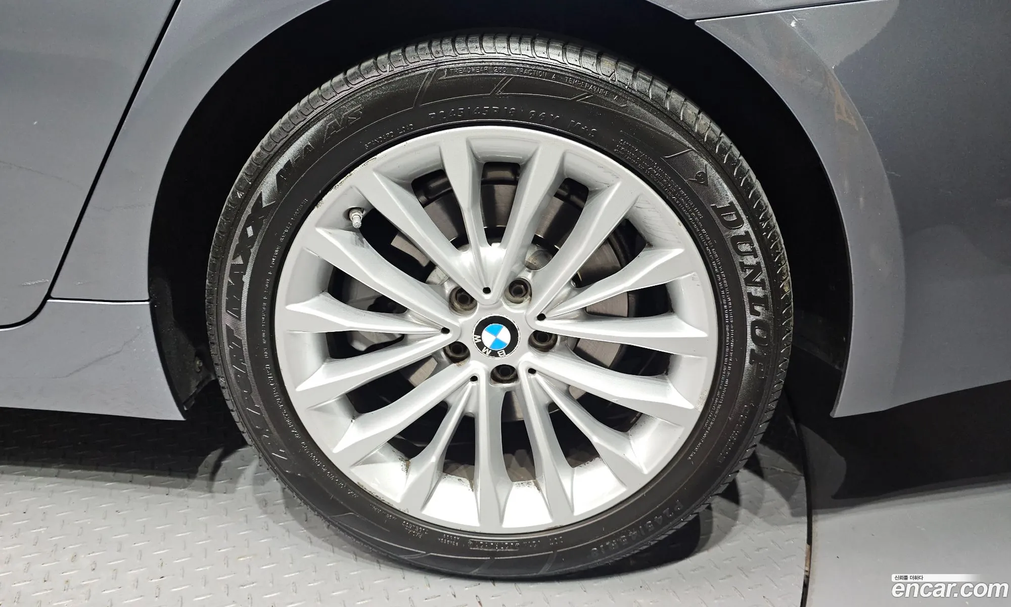 BMW 5 Series 2019 WBAJF3103KBS70699 — 10
