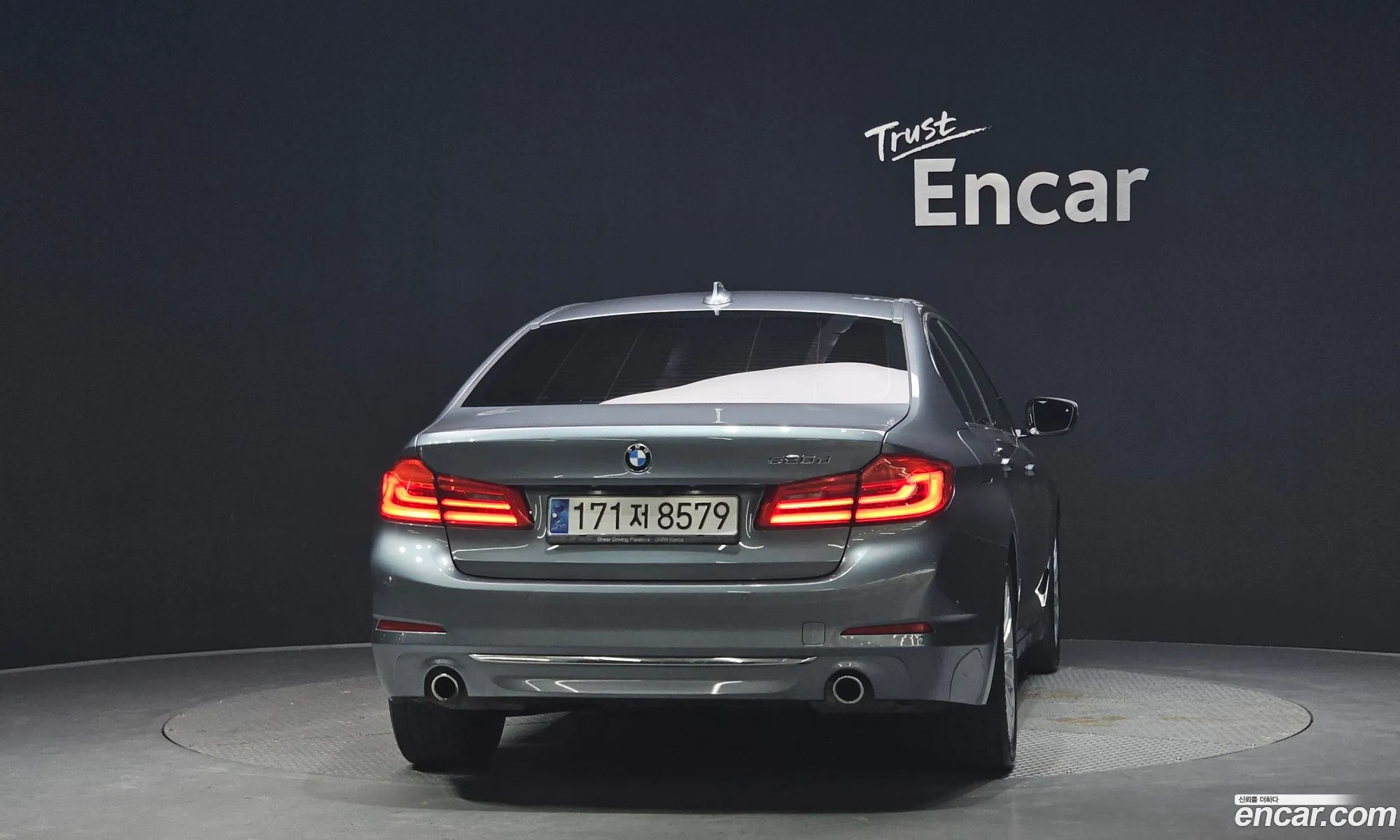 BMW 5 Series 2019 WBAJF3103KBS70699 — 30