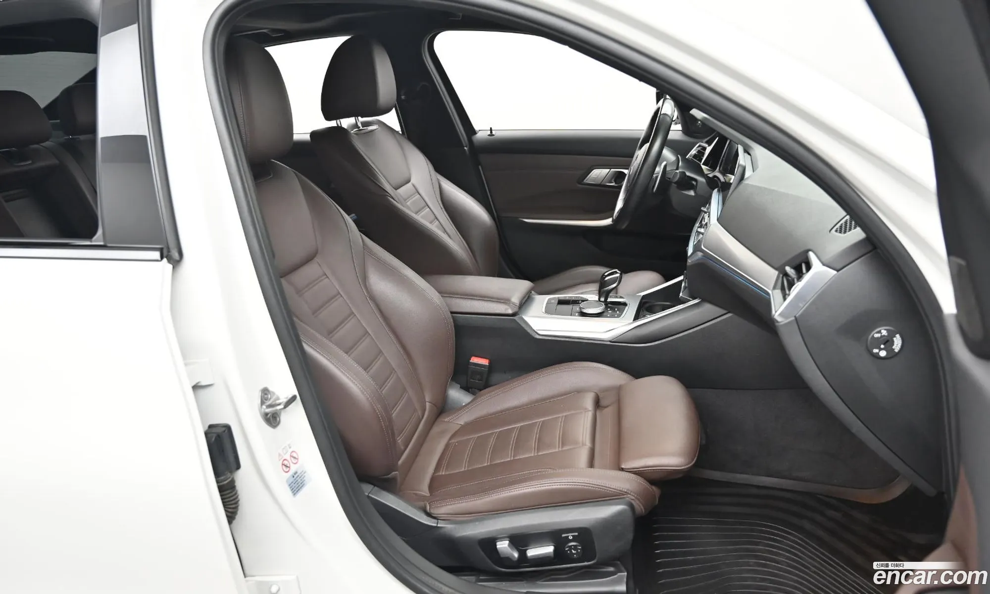 BMW 3 Series 2021 — 19