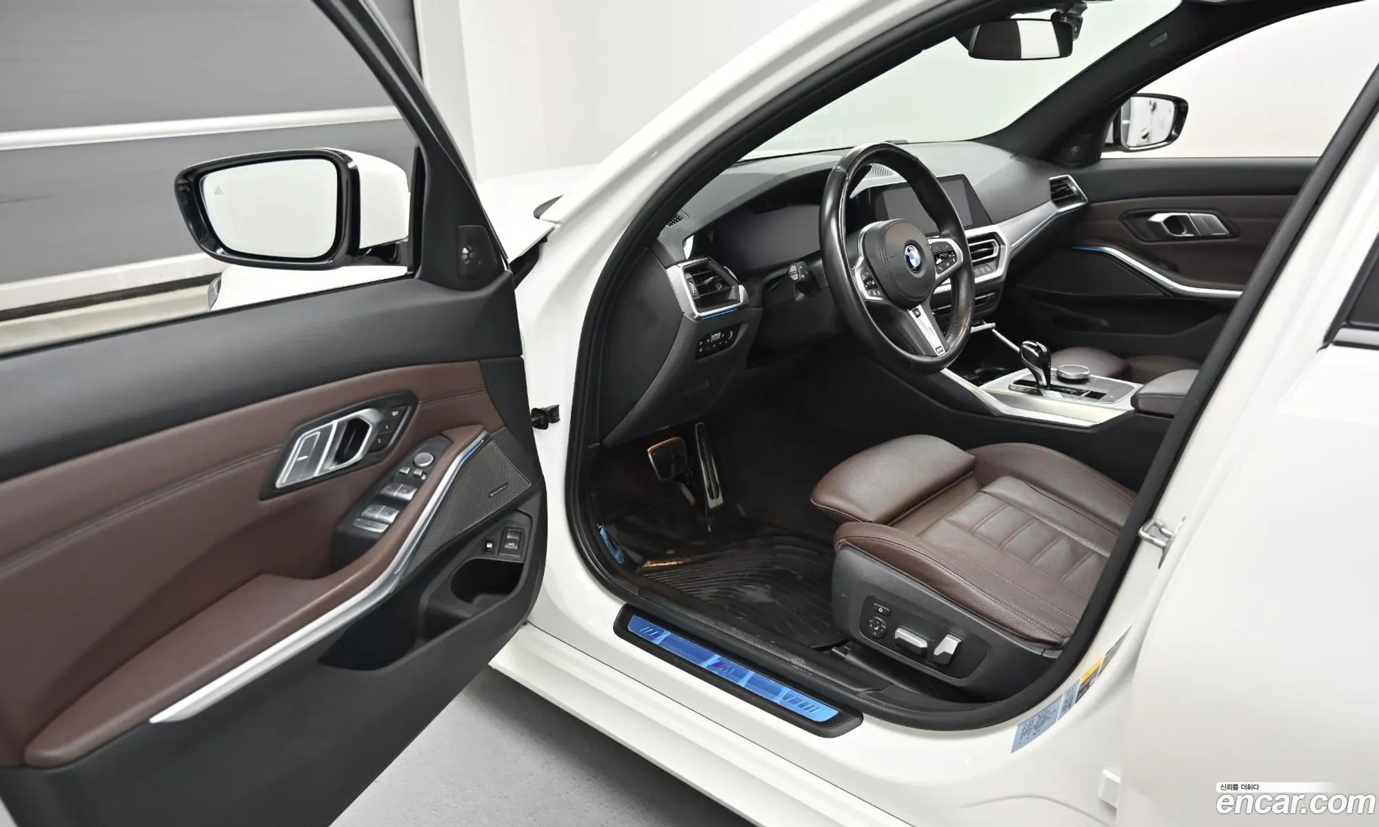 BMW 3 Series 2021 — 11