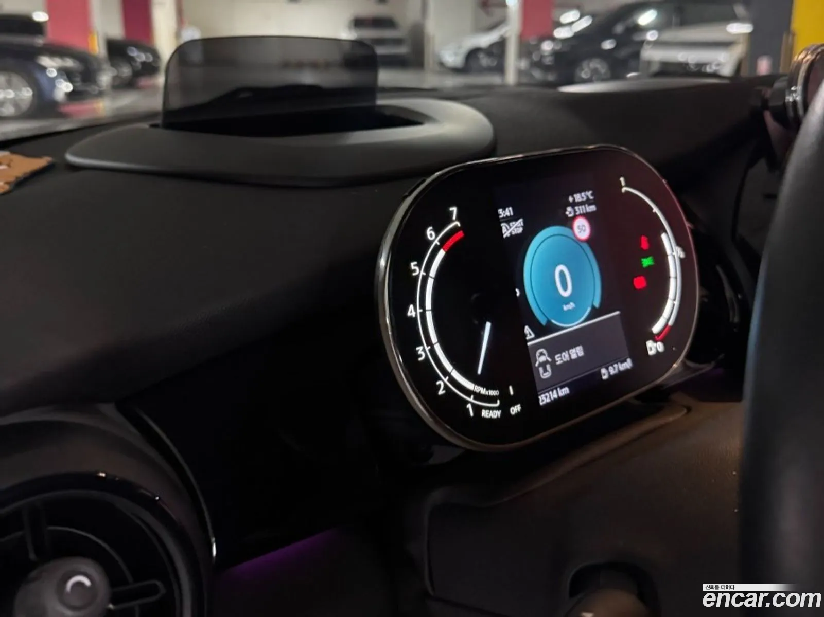 Mini Cooper Convertible 2024 — 4