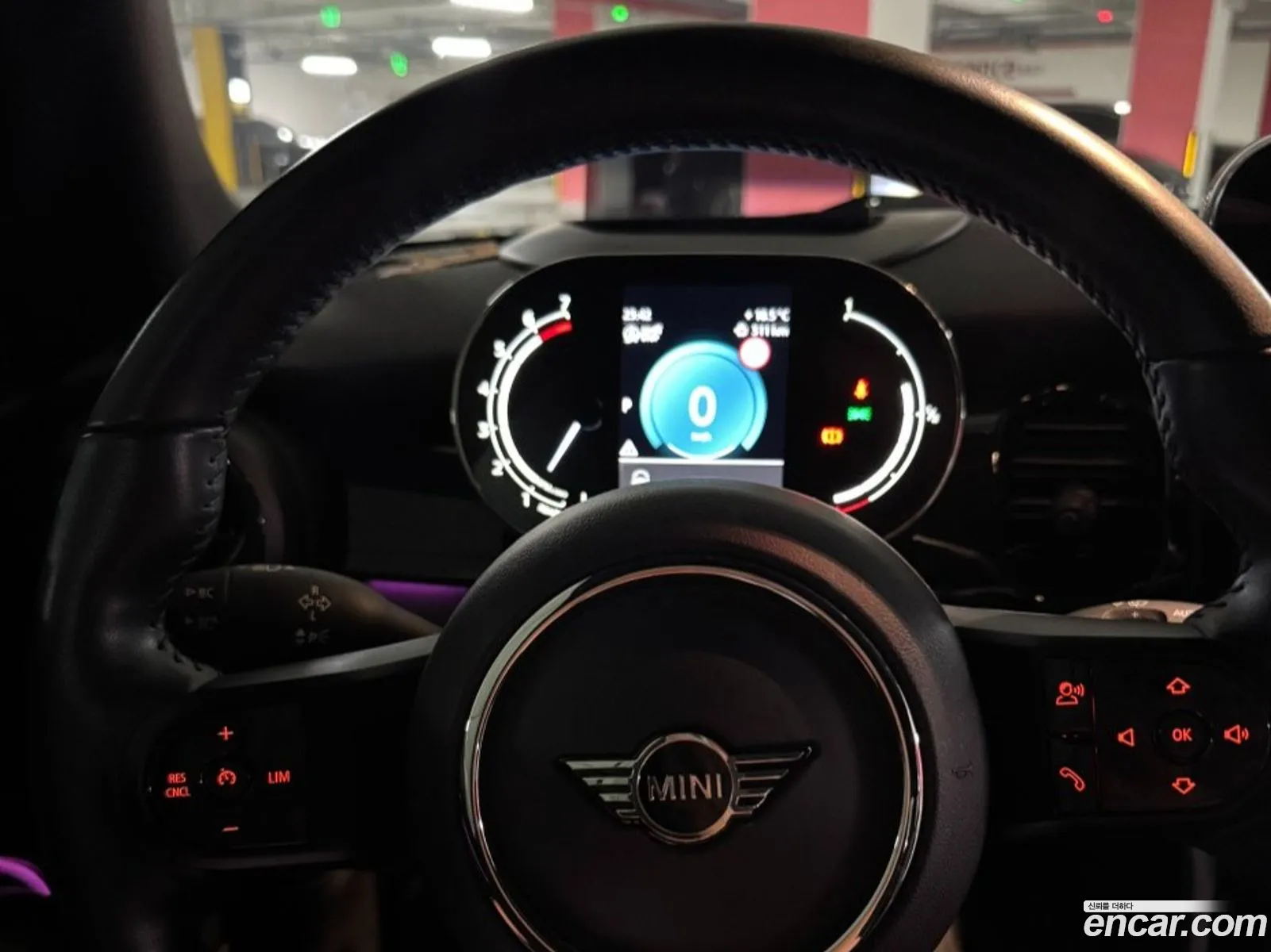 Mini Cooper Convertible 2024 — 8