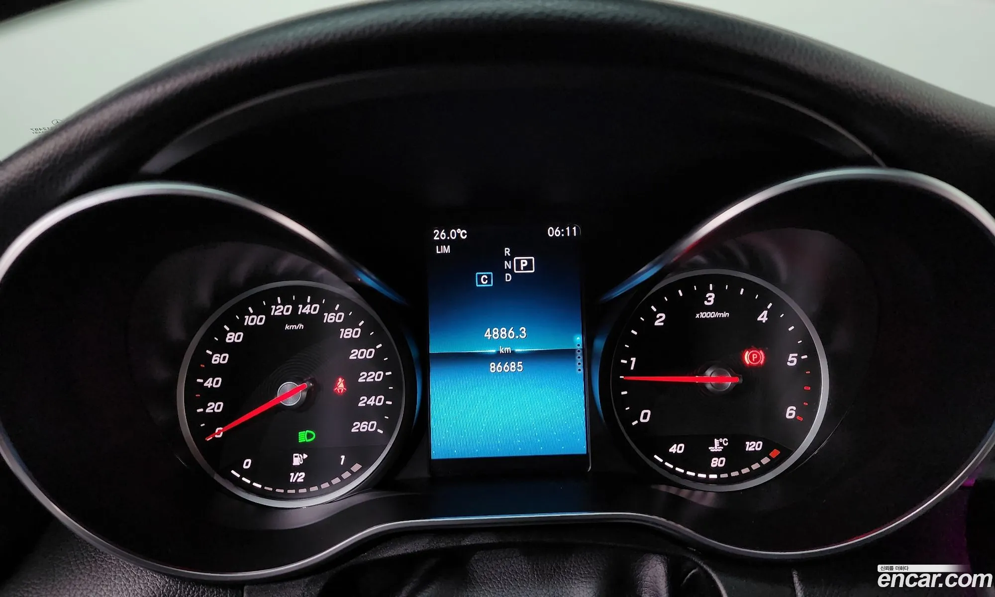 Mercedes-Benz C-Class W205 2019 — 19