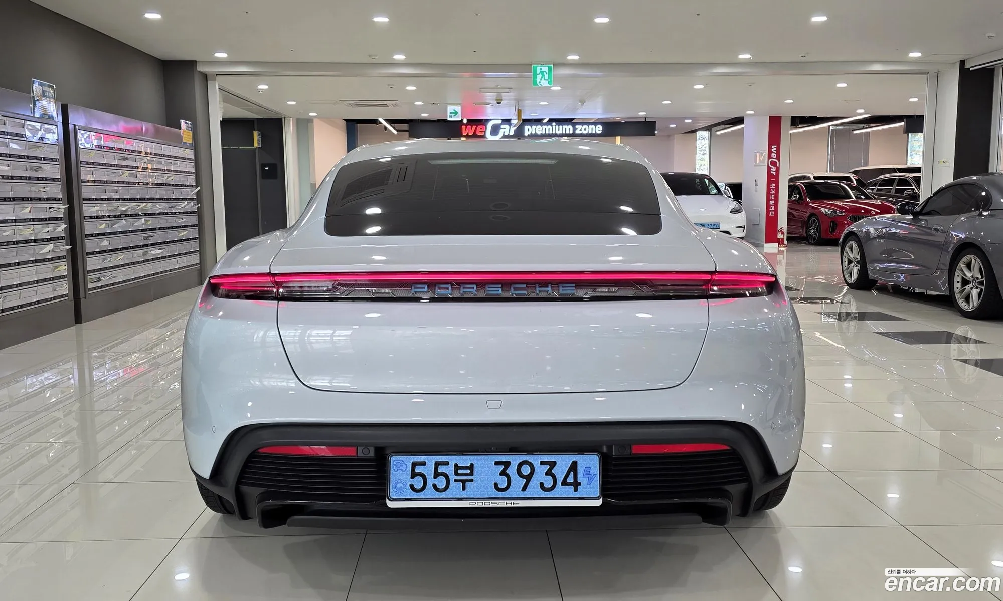 Porsche Taycan 2026 — 2