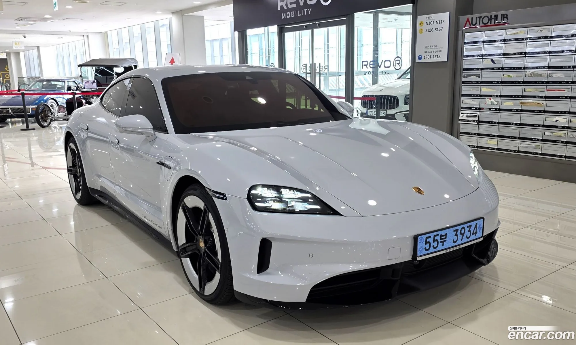 Porsche Taycan 2026 — 11