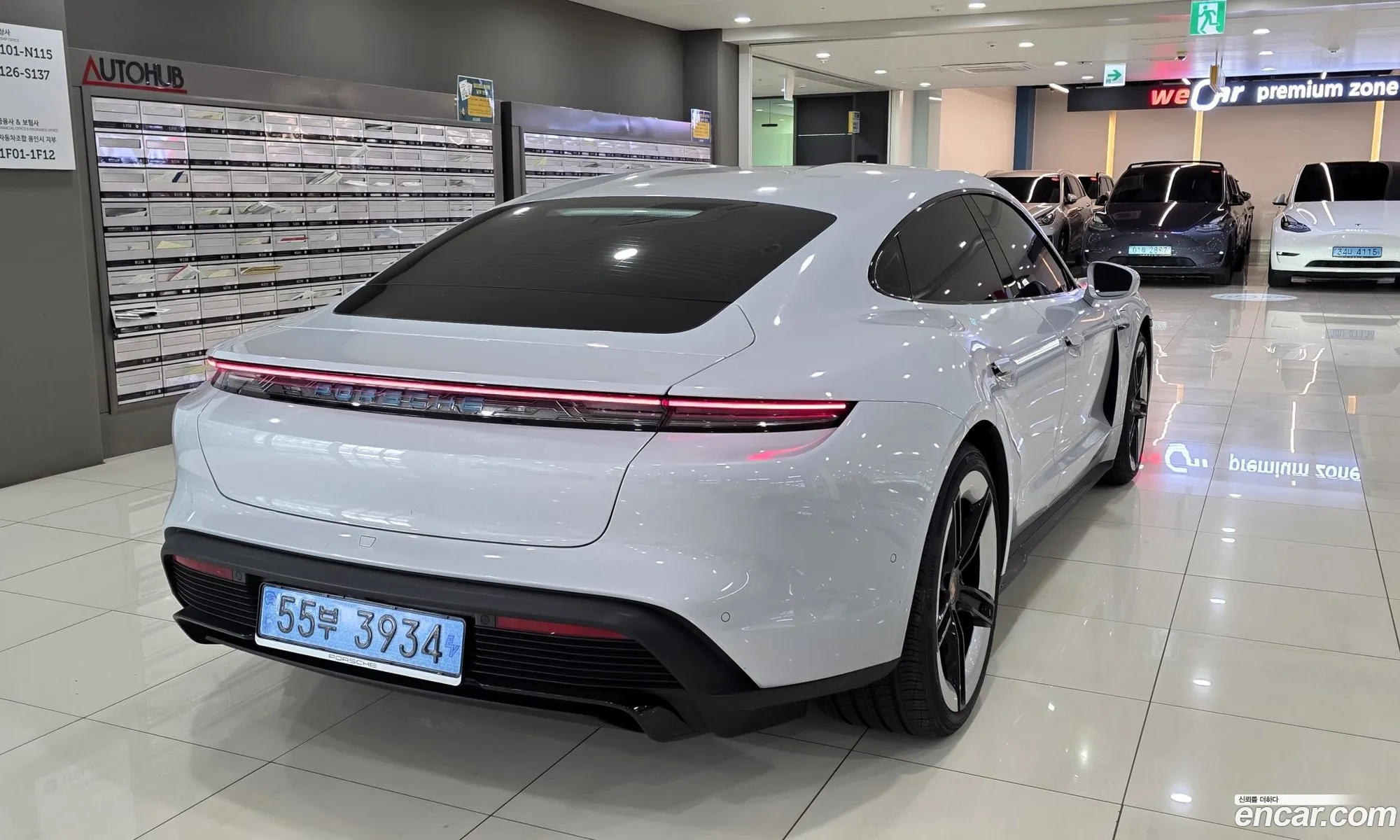 Porsche Taycan 2026 — 16