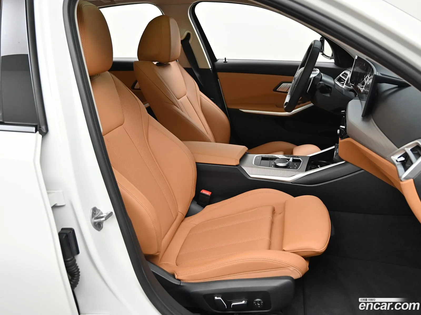 BMW 3 Series 2025 — 3