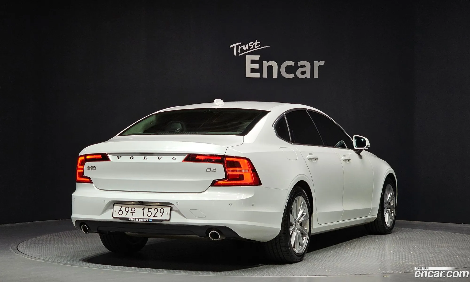 Volvo S90 2017 YV1PSA8ADJ1027300 — 18
