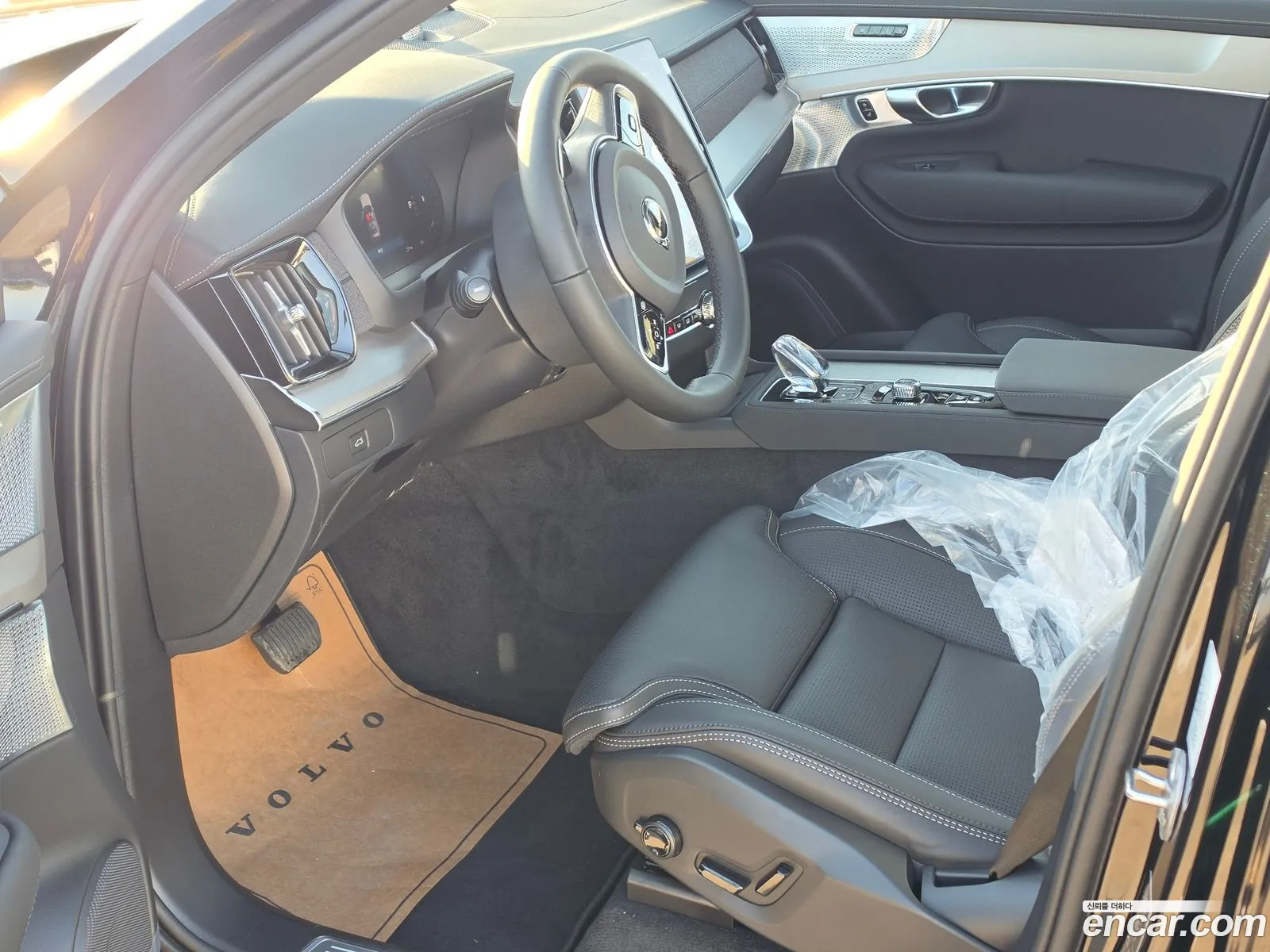 Volvo XC90 2026 — 4