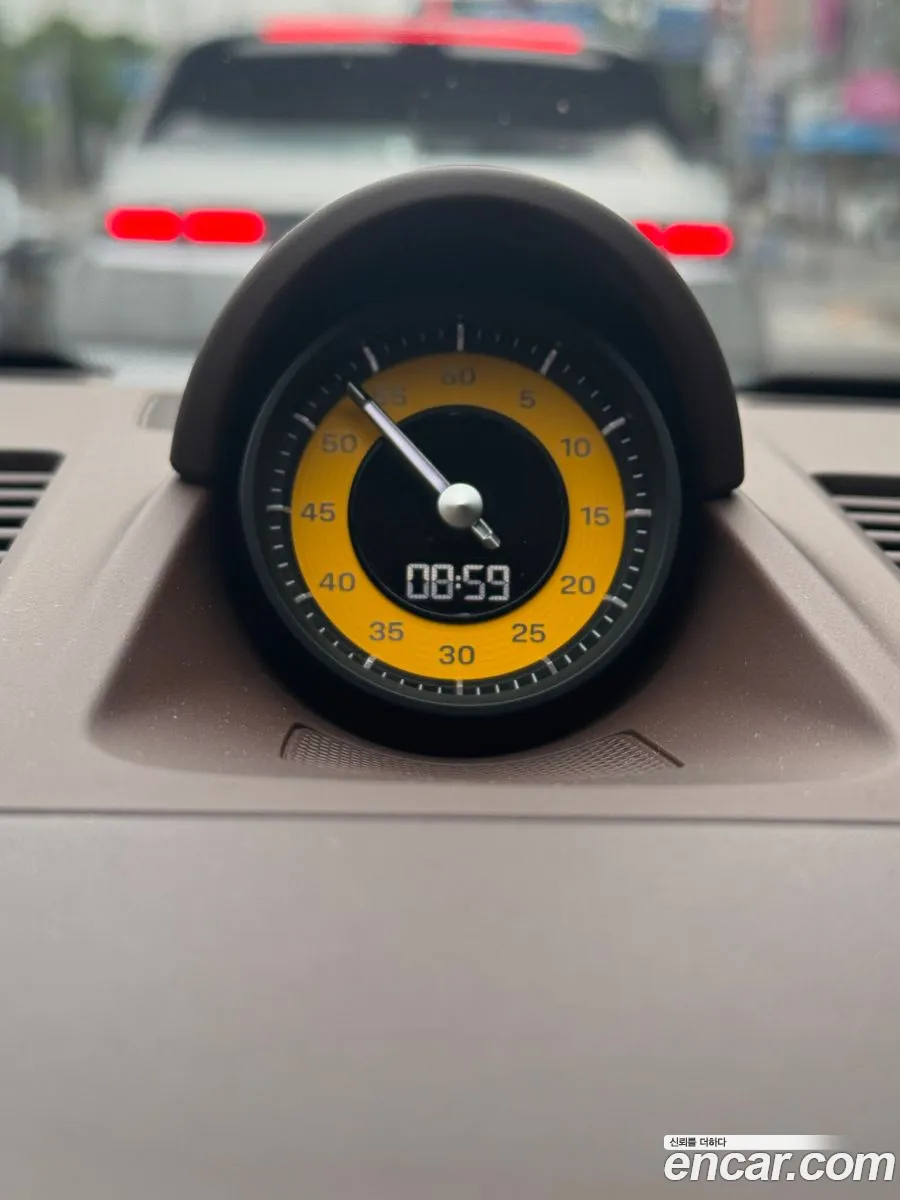 Porsche 911 2024 — 2