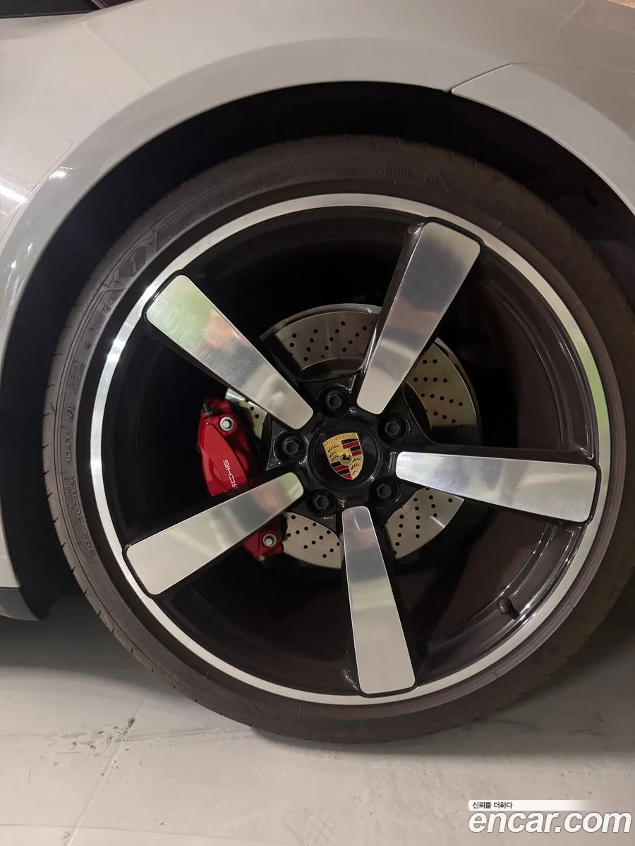 Porsche 911 2024 — 5