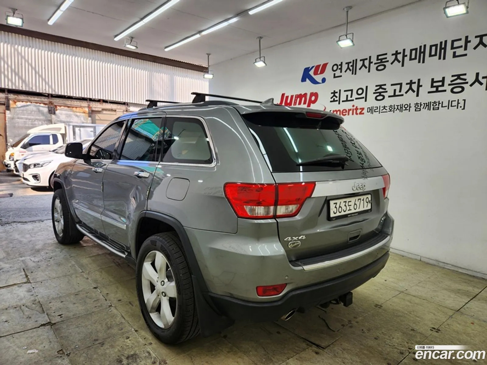 Jeep Grand Cherokee 2013 — 12