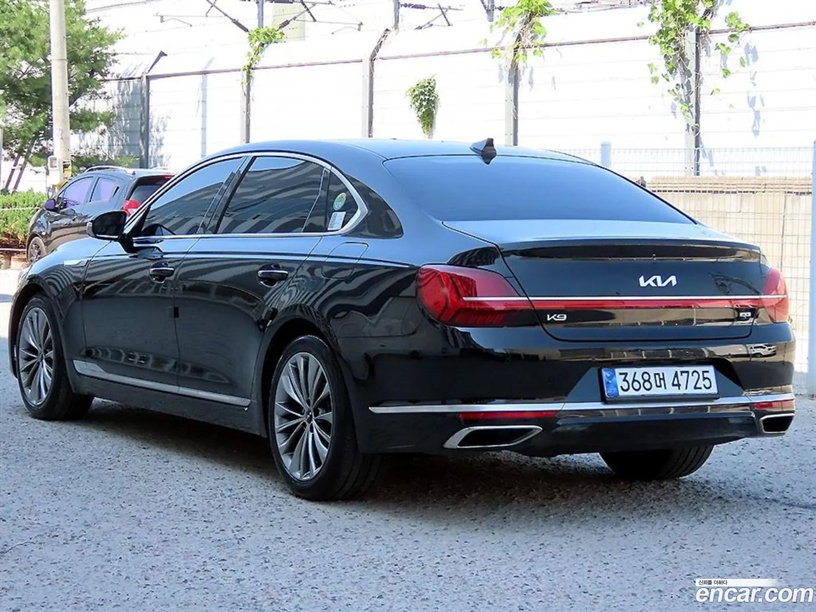 Kia K9 2023 — 2