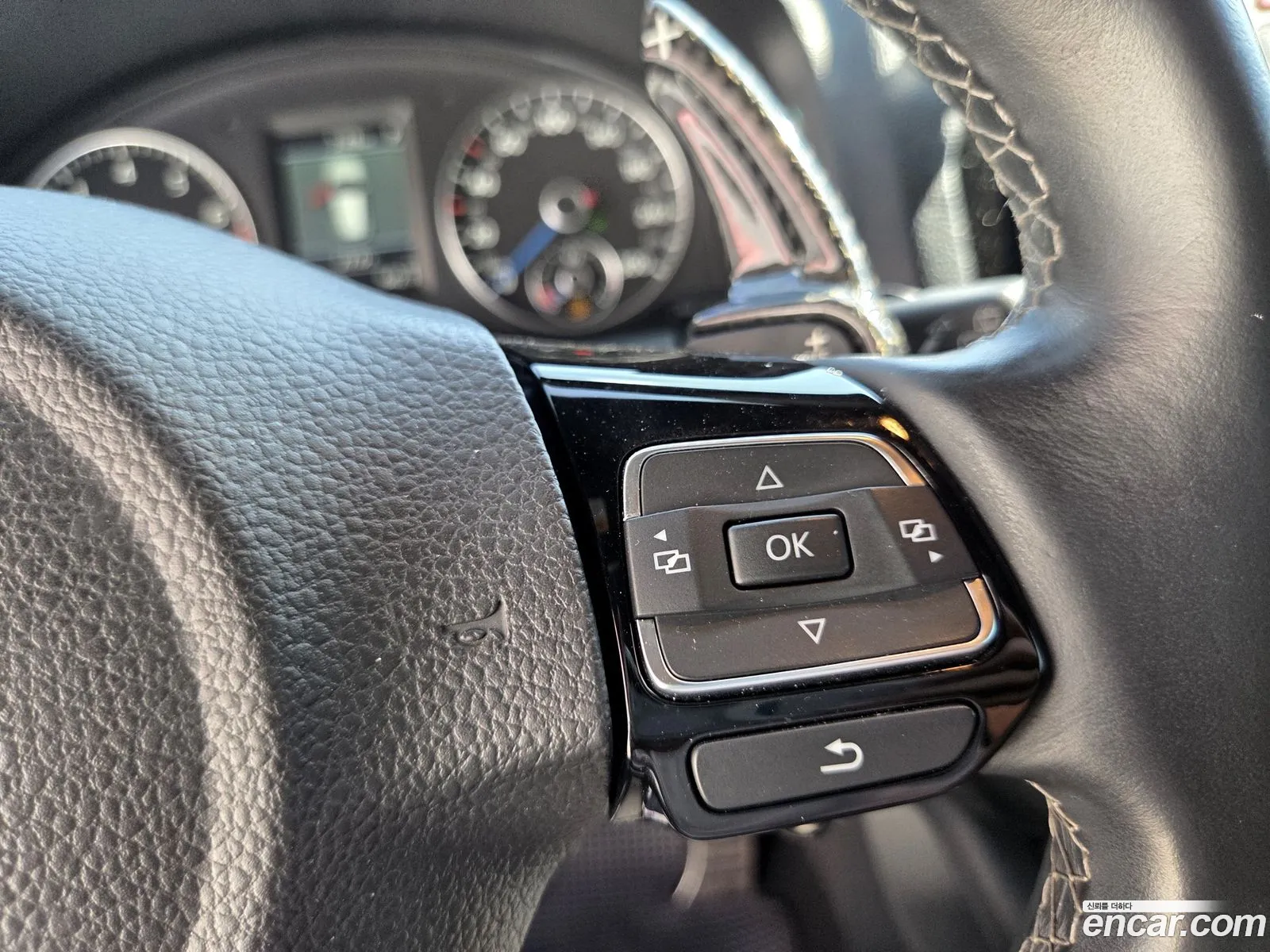 Volkswagen Scirocco 2013 — 16