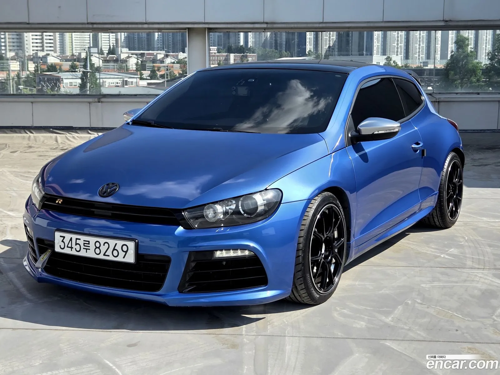Volkswagen Scirocco 2013 — 17
