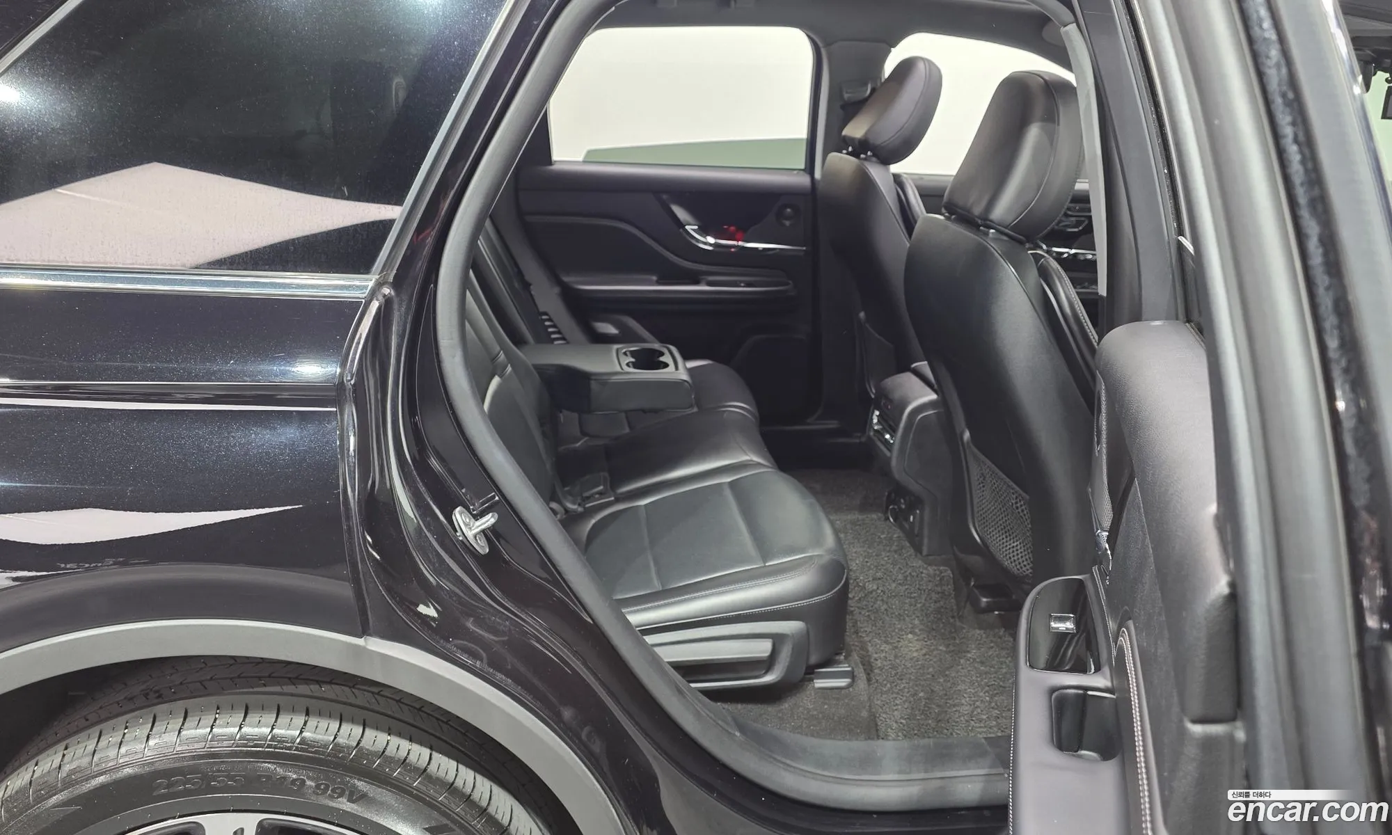 Lincoln Corsair 2021 5LMCJ2D99MUL18463 — 19