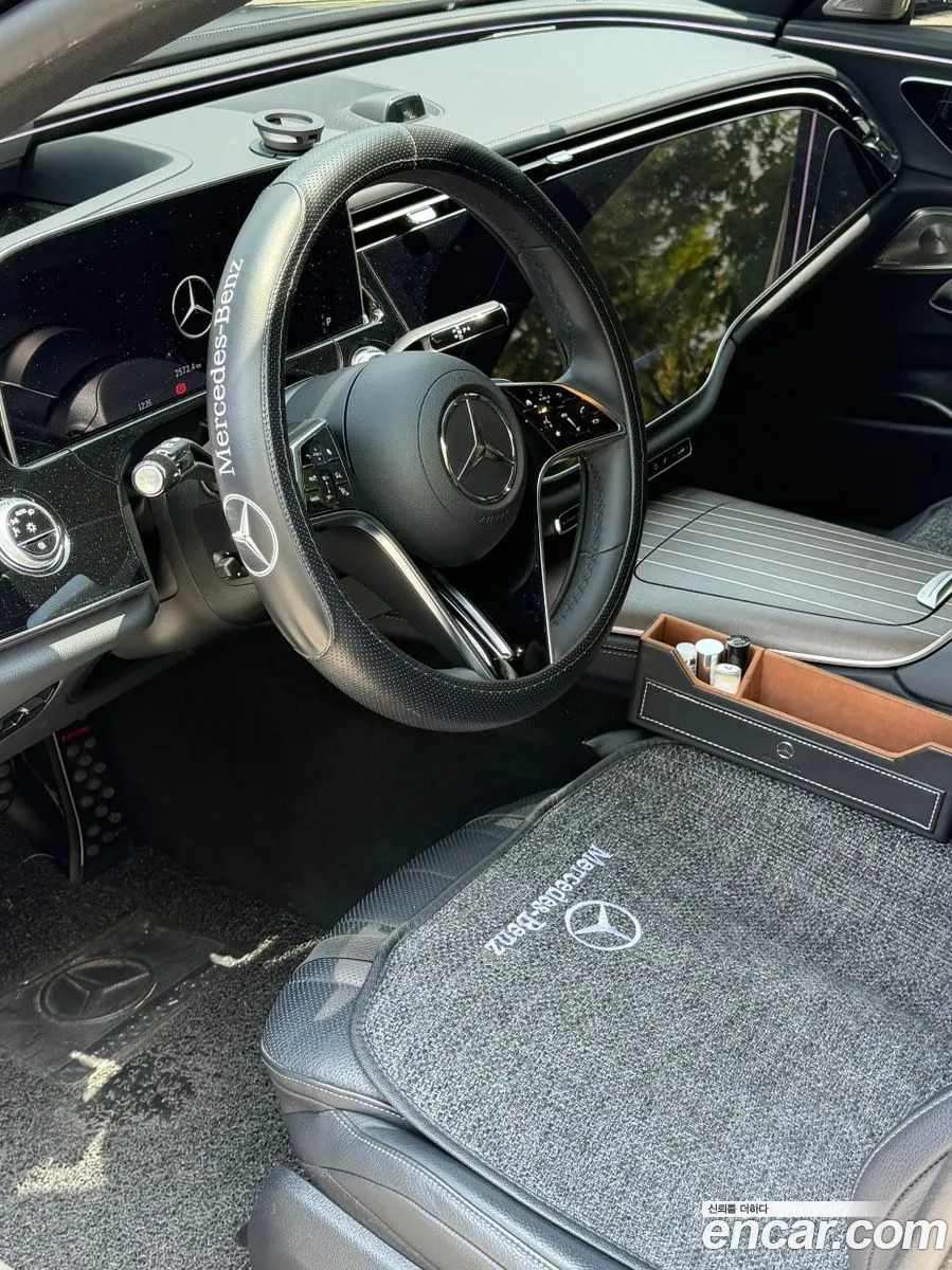 Mercedes-Benz E-Class W214 2024 — 11